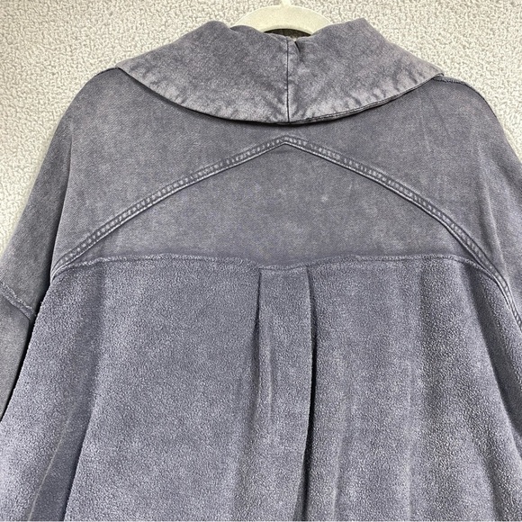 F21 Slouchy Distressed Oversized Reverse Seam One-Button Jacket Cardigan Size S - Picture 4 of 6